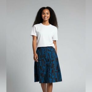TotheMax!  Brown with blue, lightweight skirt
